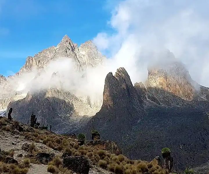 Mount.Kenya - Hiking 4 Days 3 Nights