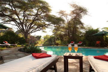 Tortilis Camp,Ol Tukai Lodge (honeymoon suite)